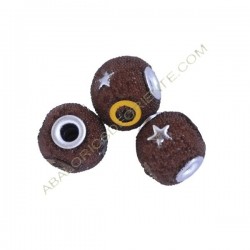 Bola de Indonesia marrón con incrustaciones