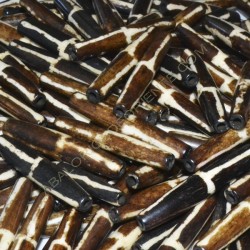 Entrepieza india tubo de hueso de camello. 25 x 5 mm.