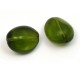 Cuenta de cristal de Bohemia ovoidea irregular verde oliva