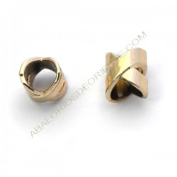 Entrepieza de aleación de Zinc en "X" chapada en oro