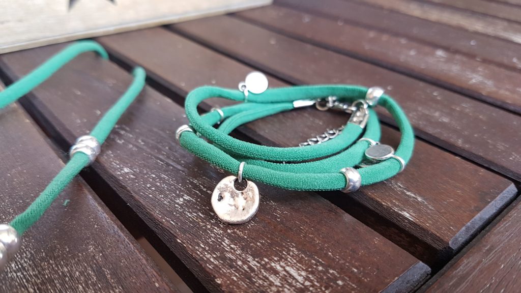 Pulsera con Nailon verde